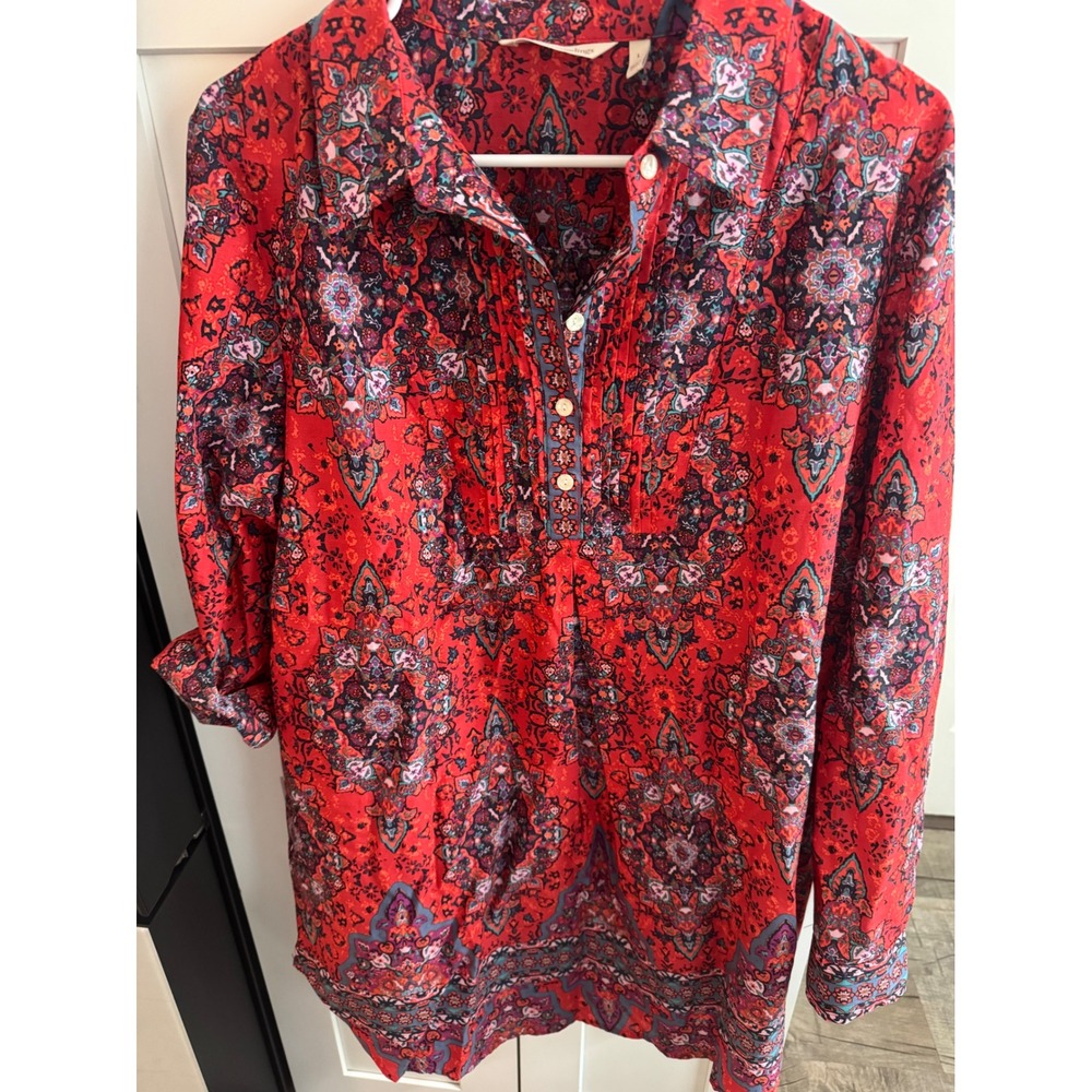 Soft Surroundings Red Paisley Medallion Pintuck Button Front Tunic Top Womens L